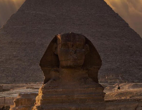 Day Tour to Giza Pyramids, Memphis & Saqqara